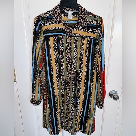 John Mark leopard mixed print S tunic with long roll tab sleeves and side slits - Picture 1 of 6